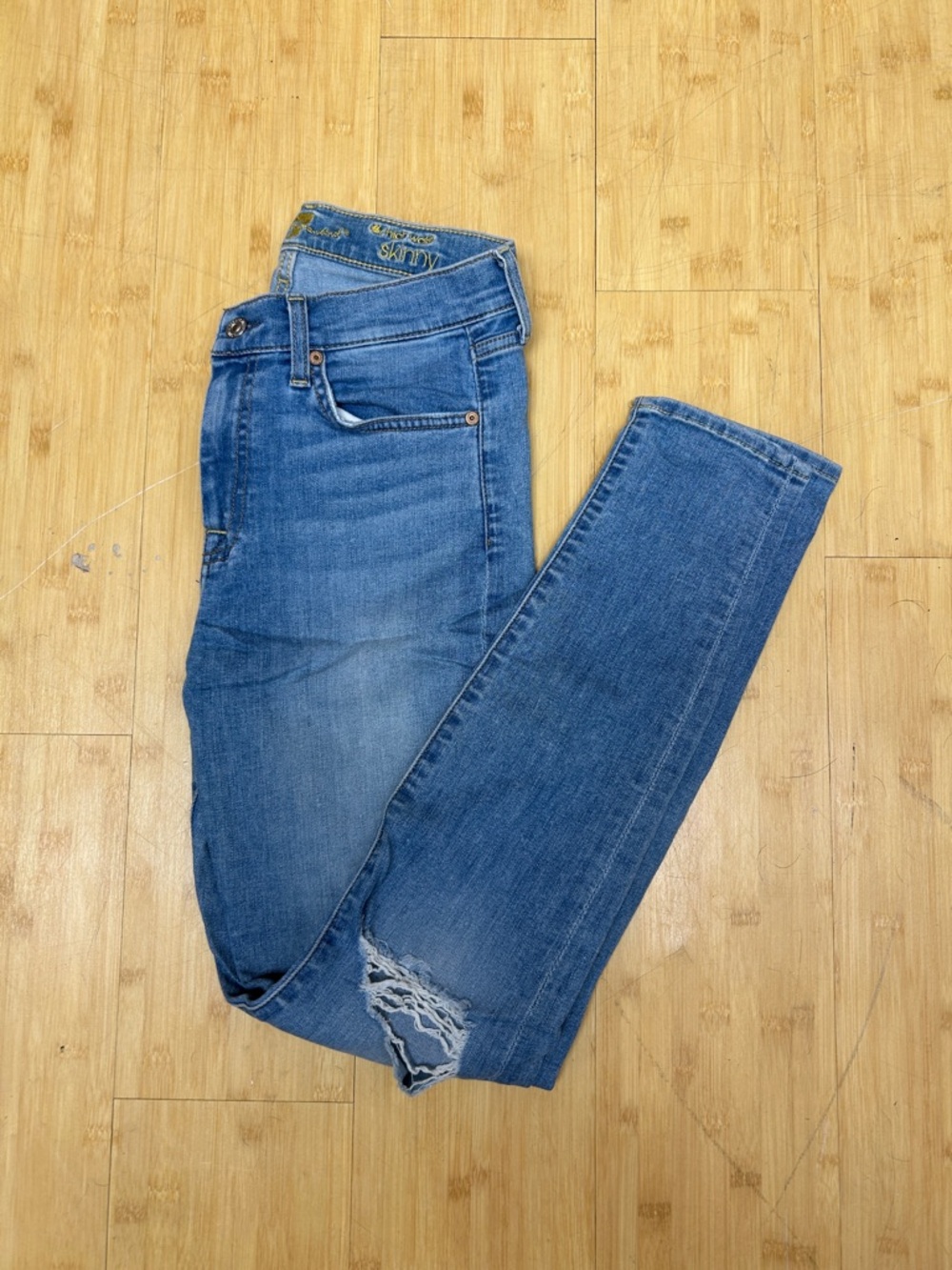 High Waist Skinny Distressed Knees